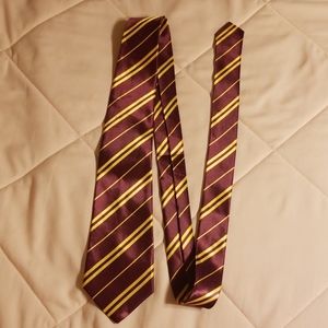 Harry Potter Warner Bros Griffindor tie
